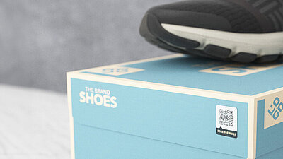 标有“The Brand Shoes”的鞋盒配备二维码，用于产品鉴别真伪，支持品牌防伪和消费者信任。